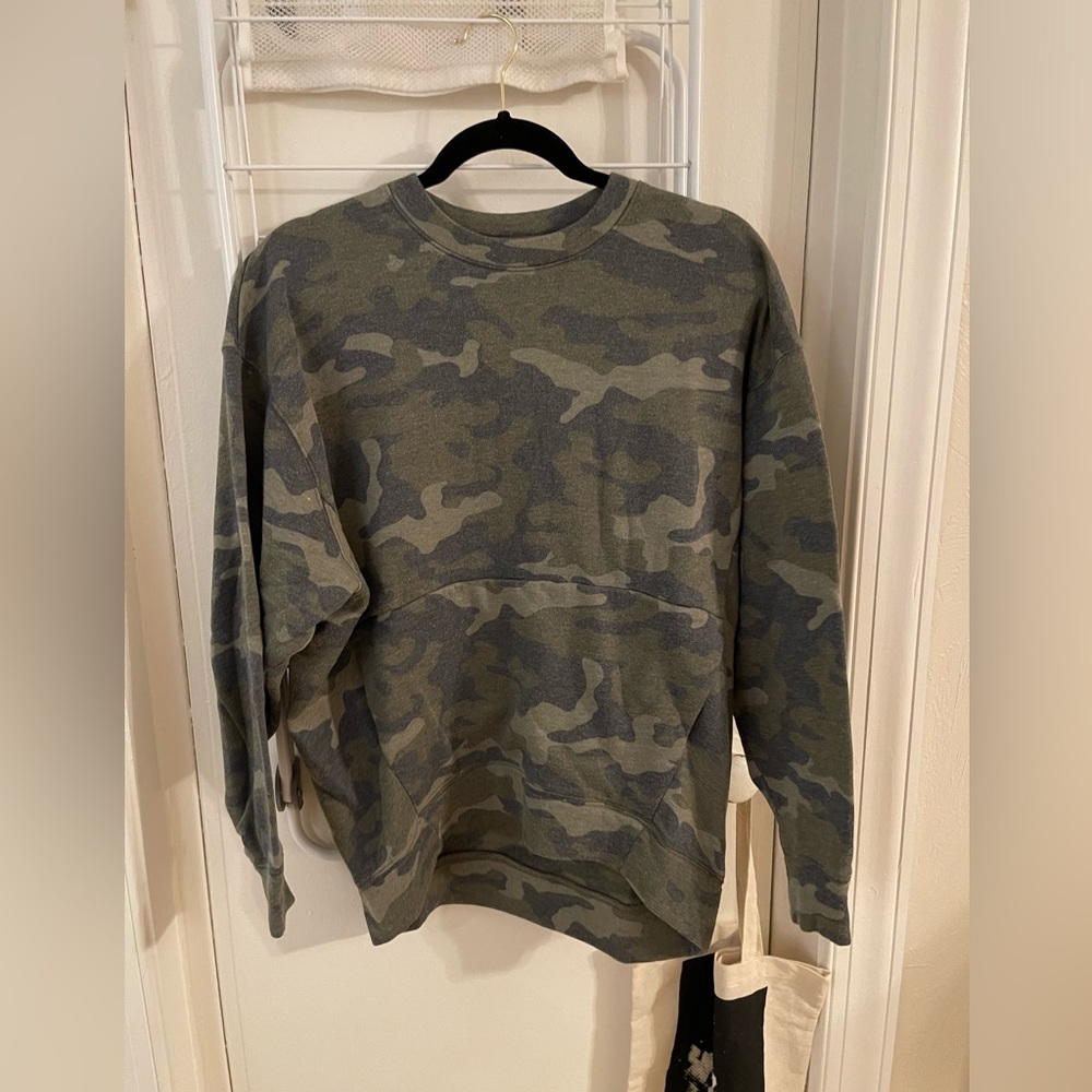 Express Camo Oversized Crewneck Sweatshirt